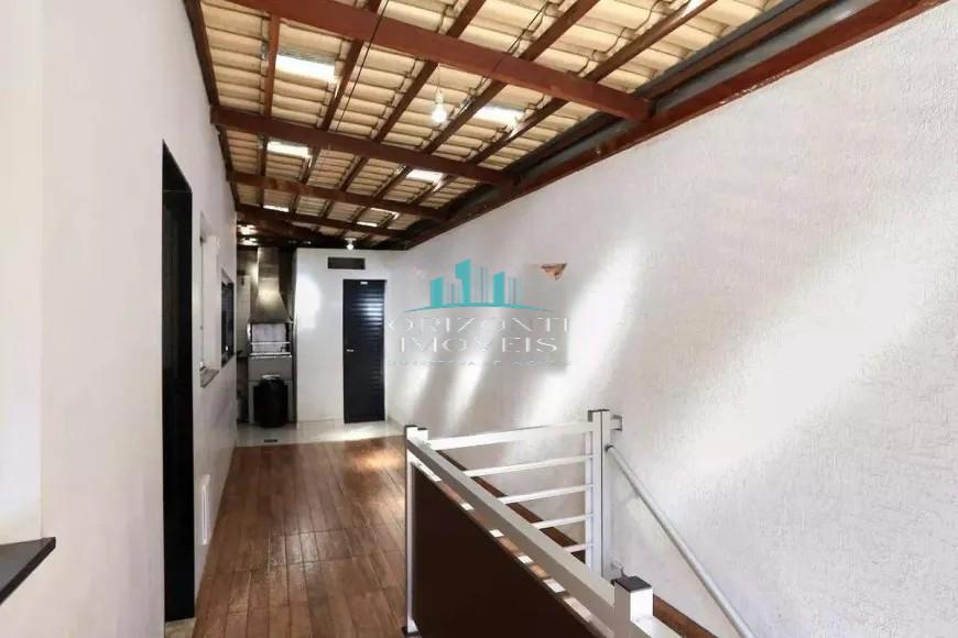 Casa à venda com 3 quartos, 217m² - Foto 8