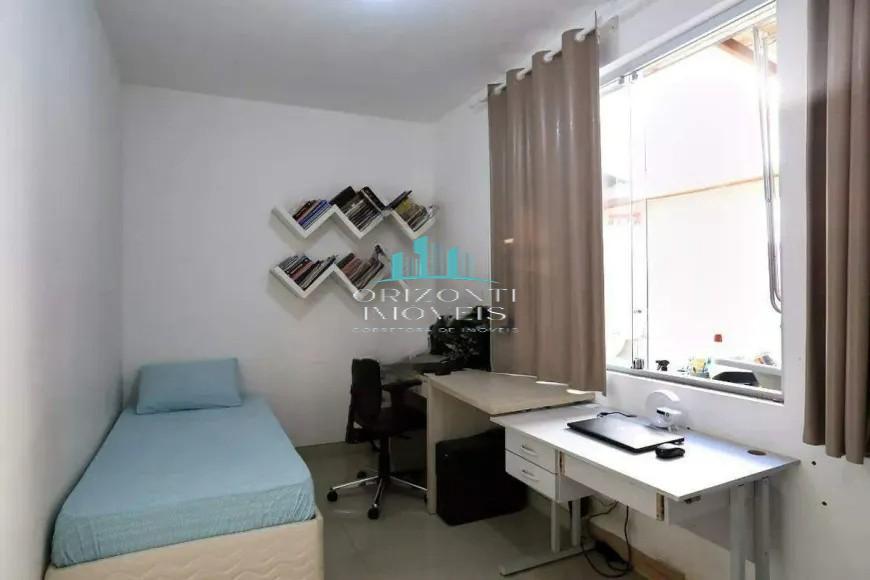 Casa à venda com 3 quartos, 217m² - Foto 17