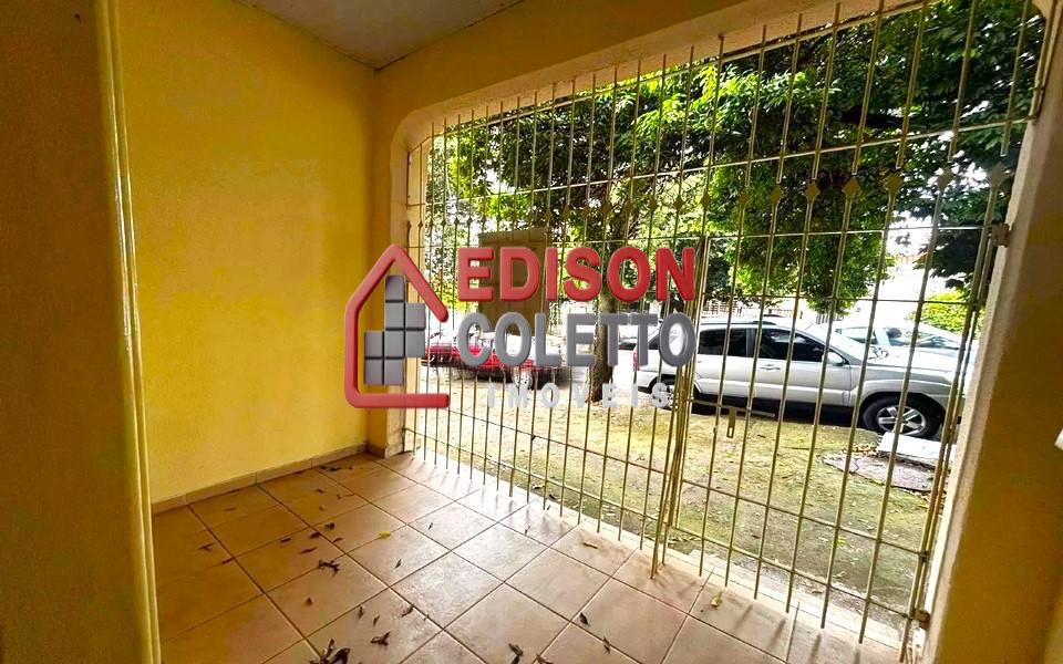 Casa para alugar com 3 quartos, 87m² - Foto 2