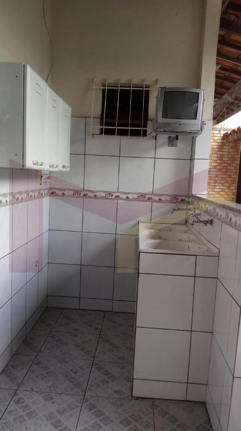 Casa à venda com 4 quartos, 250m² - Foto 15