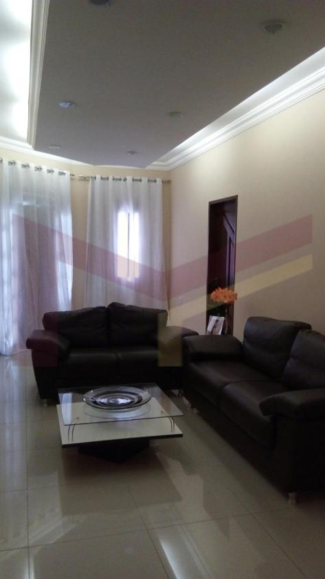 Casa à venda com 4 quartos, 250m² - Foto 6