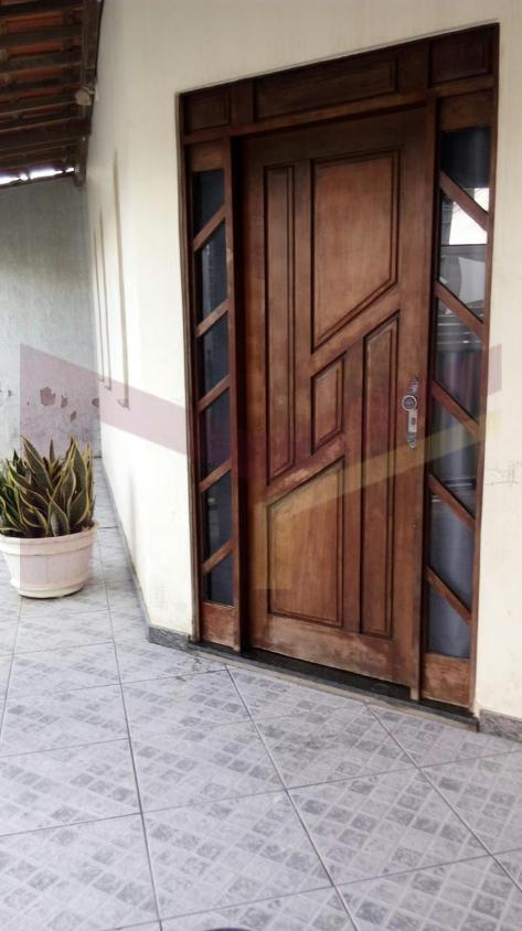 Casa à venda com 4 quartos, 250m² - Foto 4