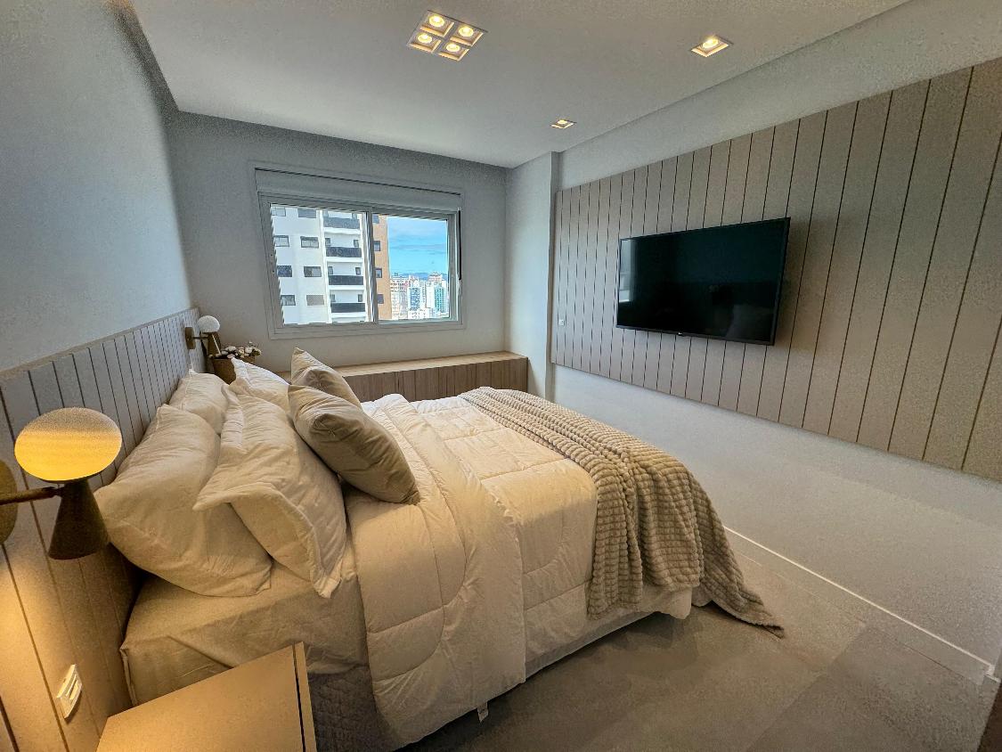 Apartamento à venda com 3 quartos, 92m² - Foto 2