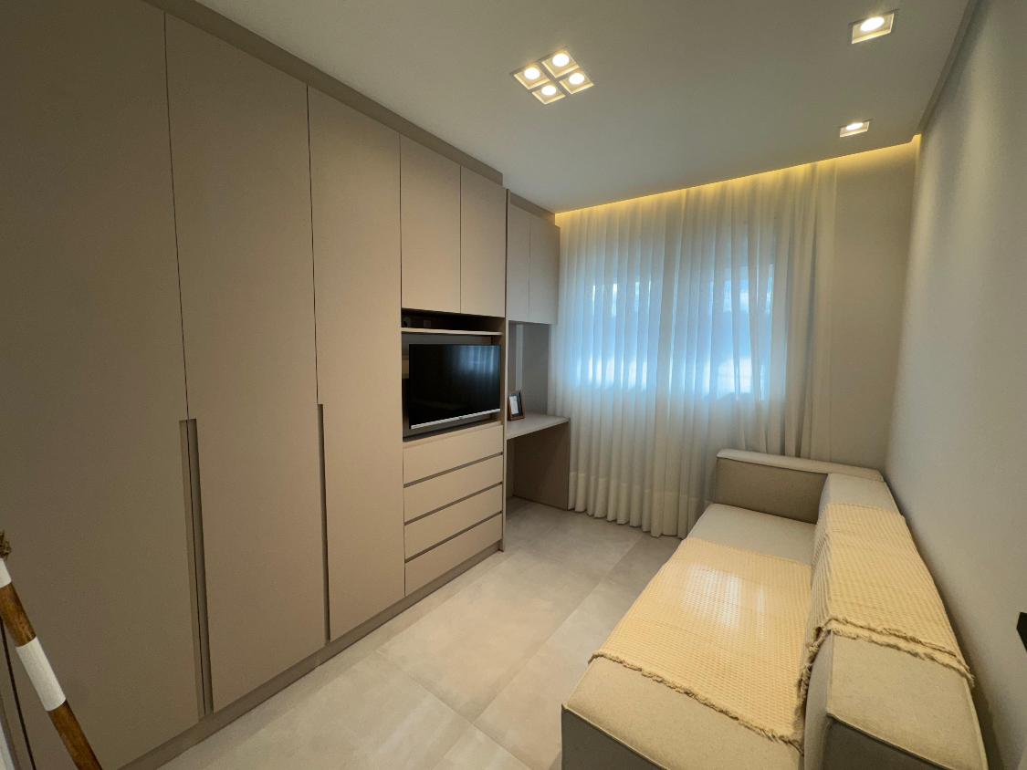 Apartamento à venda com 3 quartos, 92m² - Foto 4