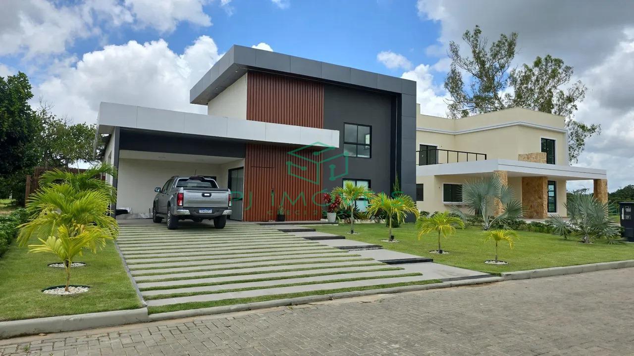Casa de Condomínio à venda com 6 quartos, 245m² - Foto 1