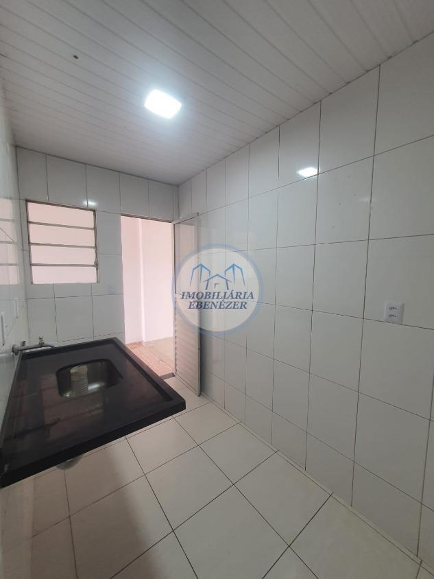Casa à venda com 2 quartos, 80m² - Foto 5