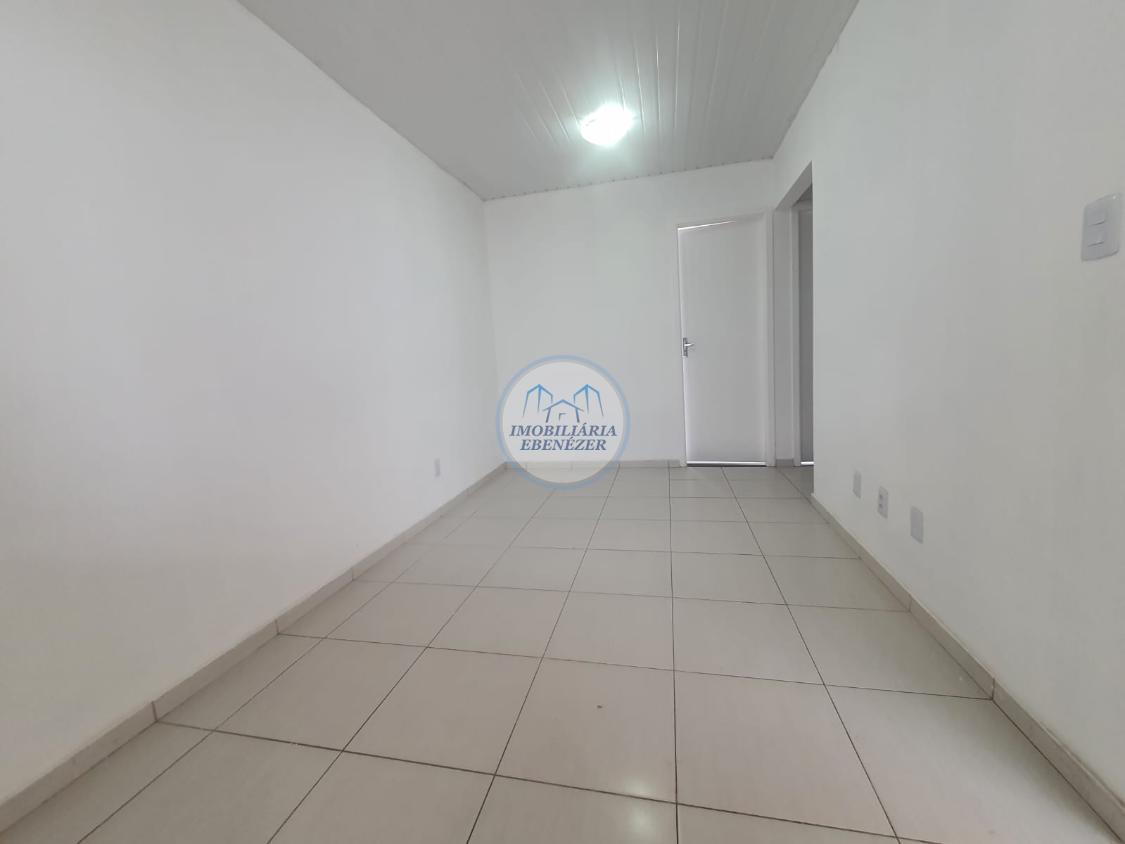 Casa à venda com 2 quartos, 80m² - Foto 6