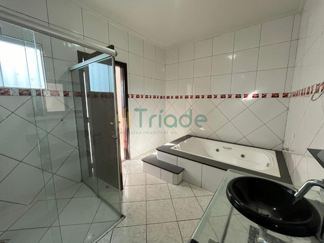 Casa para alugar com 2 quartos, 160m² - Foto 12
