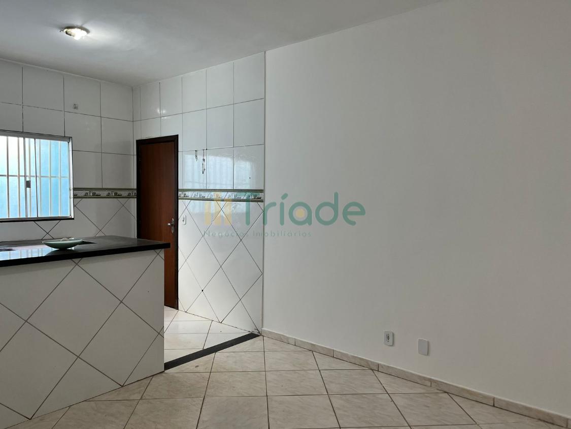 Casa para alugar com 2 quartos, 160m² - Foto 10
