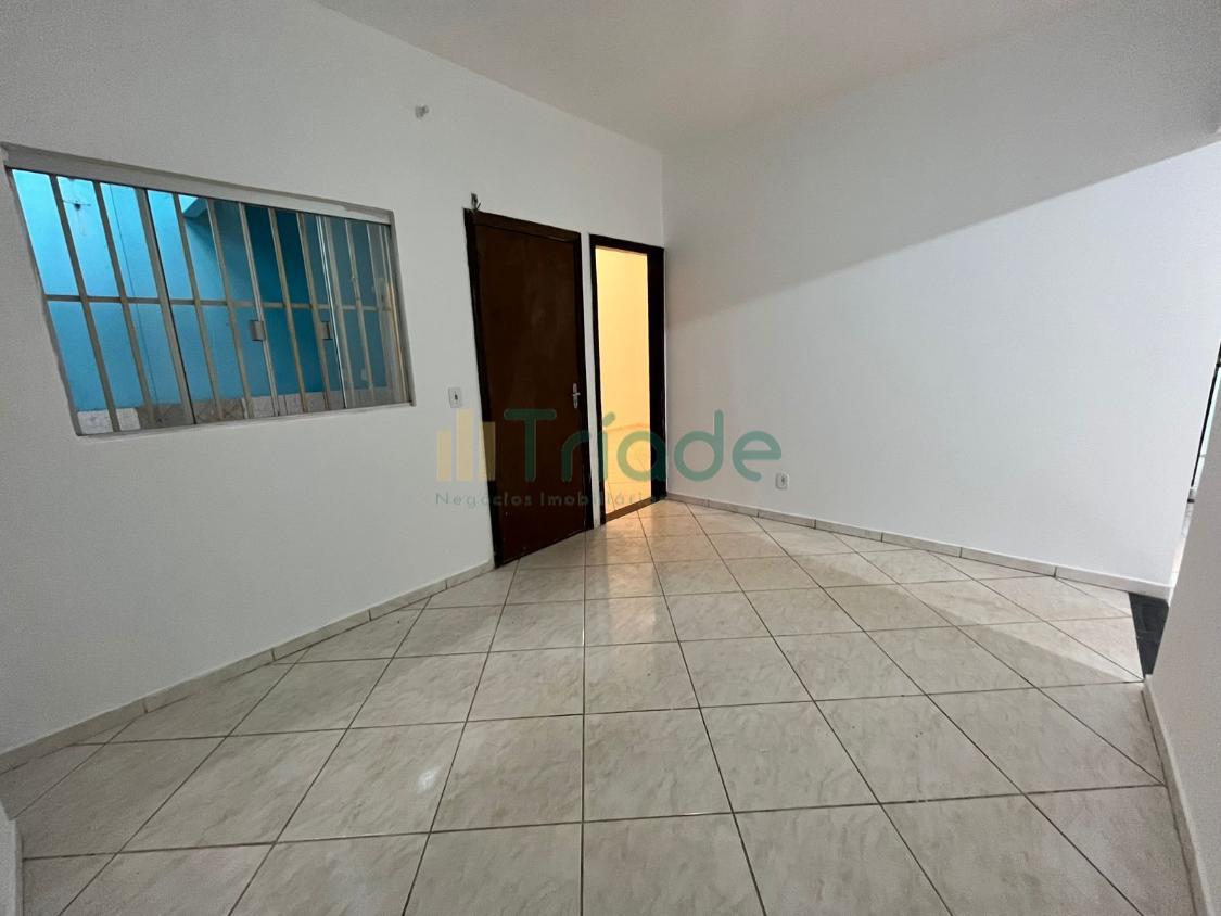 Casa para alugar com 2 quartos, 160m² - Foto 5