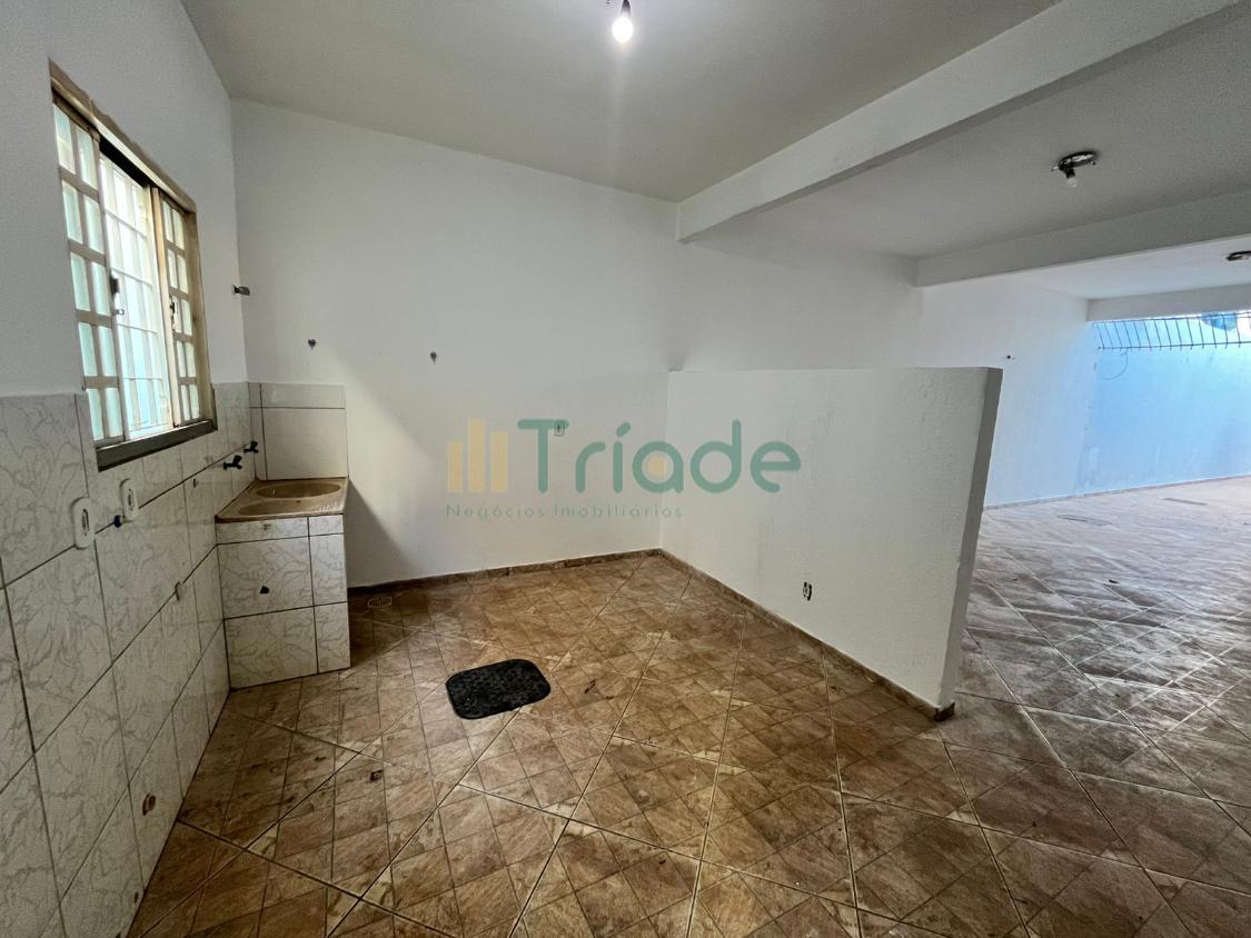 Casa para alugar com 2 quartos, 160m² - Foto 20