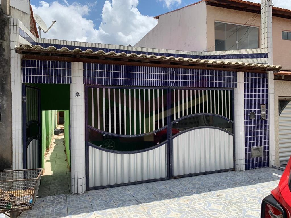 Casa à venda com 2 quartos, 49m² - Foto 1