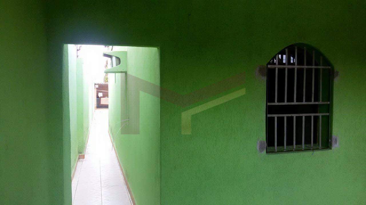 Casa à venda com 2 quartos, 49m² - Foto 2