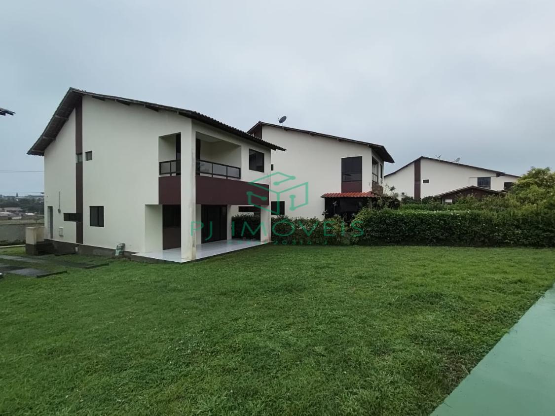 Casa de Condomínio à venda e aluguel com 5 quartos, 162m² - Foto 3