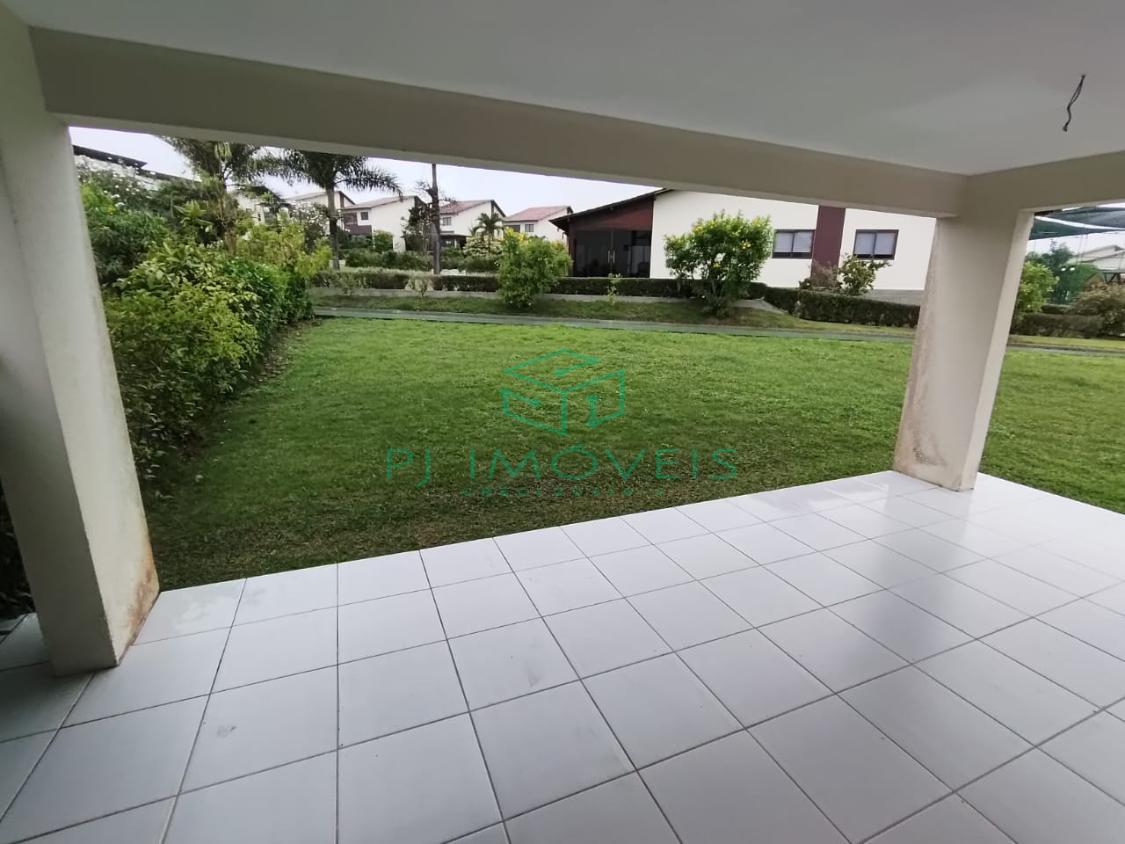 Casa de Condomínio à venda e aluguel com 5 quartos, 162m² - Foto 6