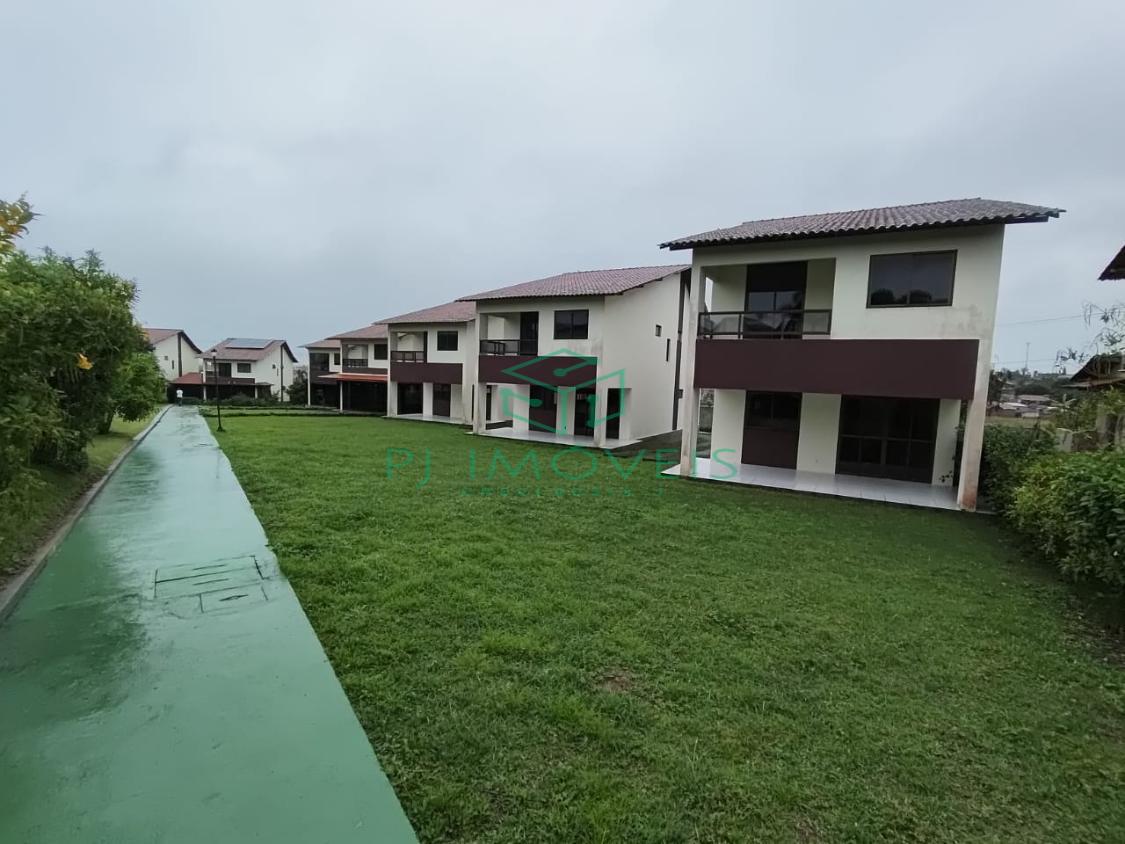 Casa de Condomínio à venda e aluguel com 5 quartos, 162m² - Foto 2