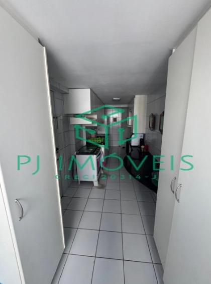 Apartamento para alugar com 3 quartos, 98m² - Foto 17