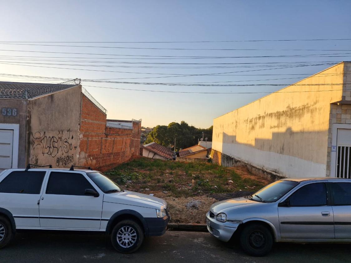 Terreno à venda, 2500m² - Foto 3