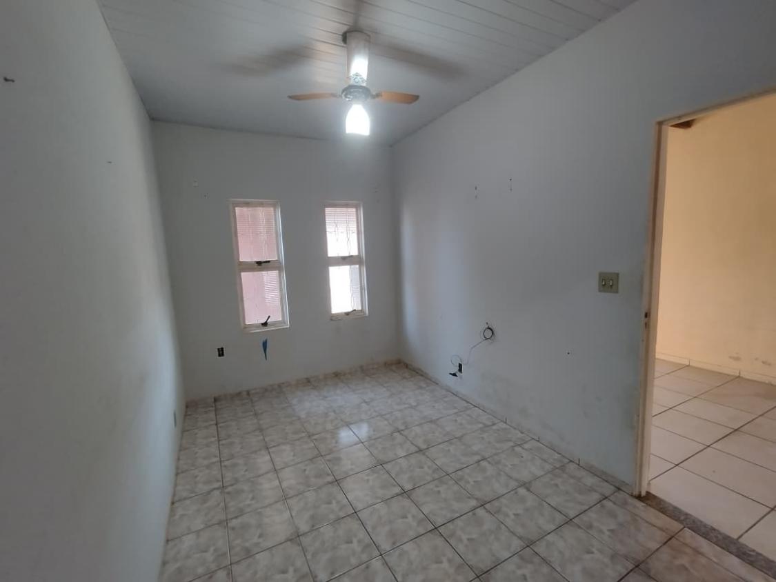Casa à venda com 3 quartos, 124m² - Foto 8