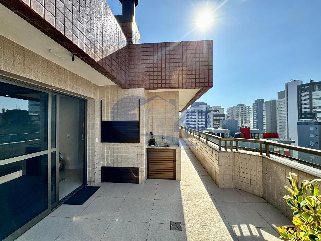 Apartamento à venda com 3 quartos, 198m² - Foto 5