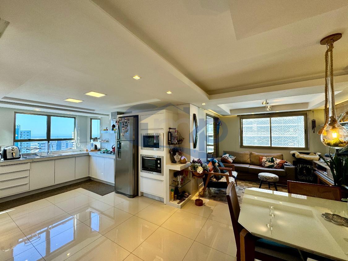 Apartamento à venda com 3 quartos, 198m² - Foto 28