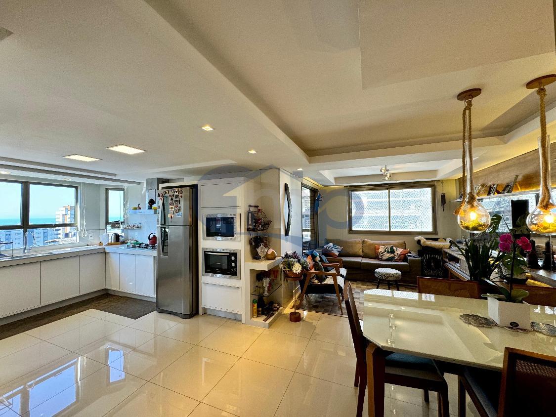 Apartamento à venda com 3 quartos, 198m² - Foto 21