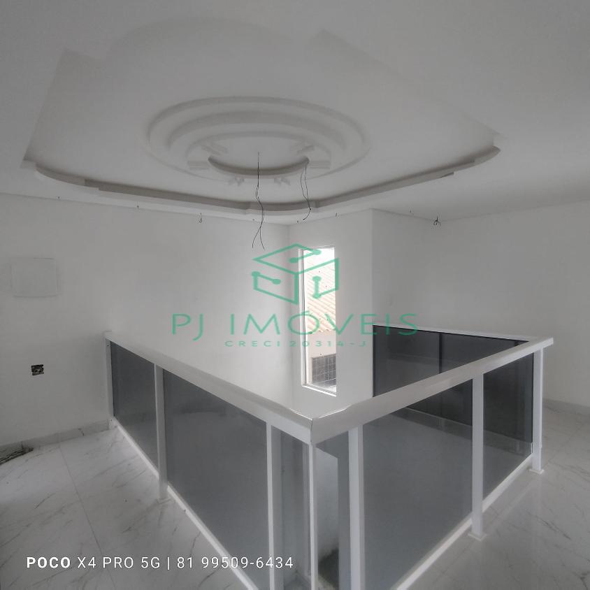 Casa à venda com 4 quartos, 200m² - Foto 16