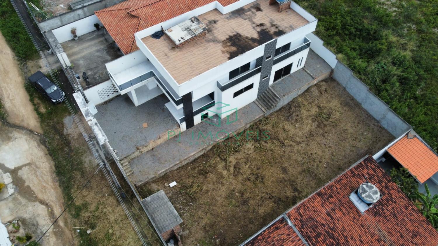 Casa à venda com 4 quartos, 200m² - Foto 22