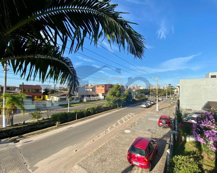 Apartamento à venda com 3 quartos, 156m² - Foto 4