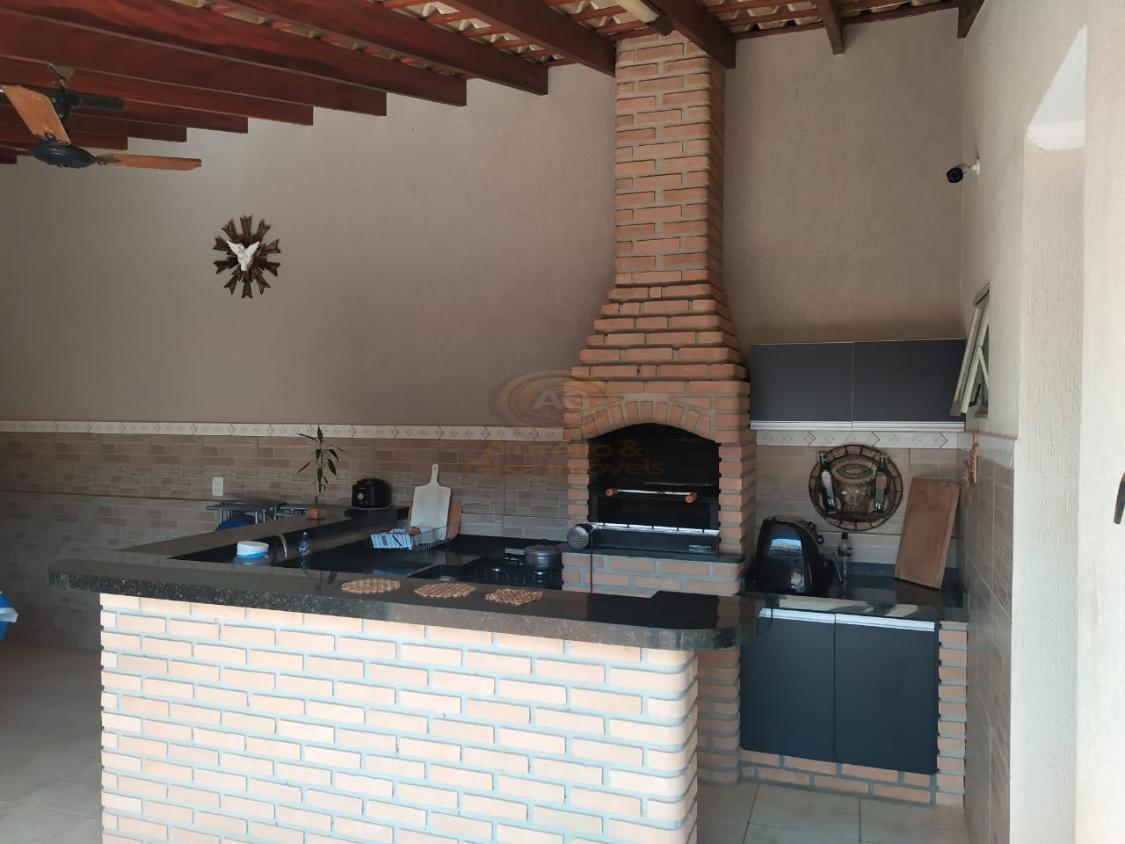 Casa à venda com 3 quartos, 229m² - Foto 5