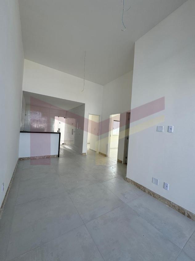 Casa à venda com 3 quartos, 80m² - Foto 3