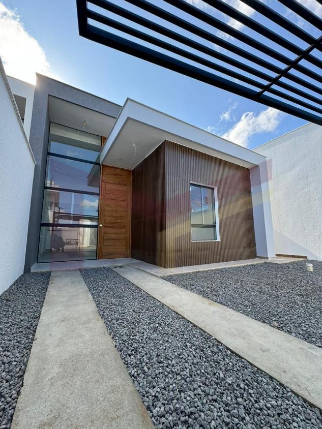 Casa à venda com 3 quartos, 80m² - Foto 1