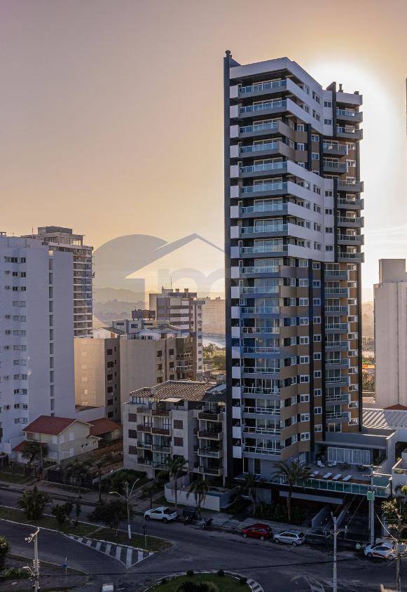 Apartamento à venda com 2 quartos, 93m² - Foto 1