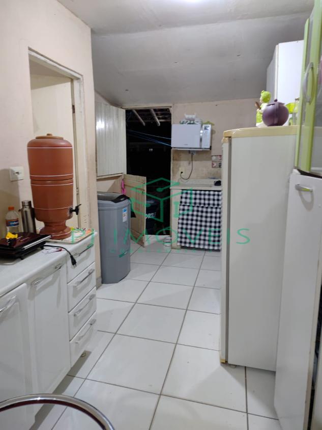 Casa à venda com 2 quartos, 50m² - Foto 7
