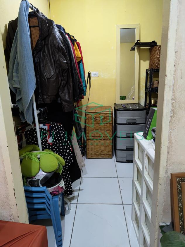 Casa à venda com 2 quartos, 50m² - Foto 9