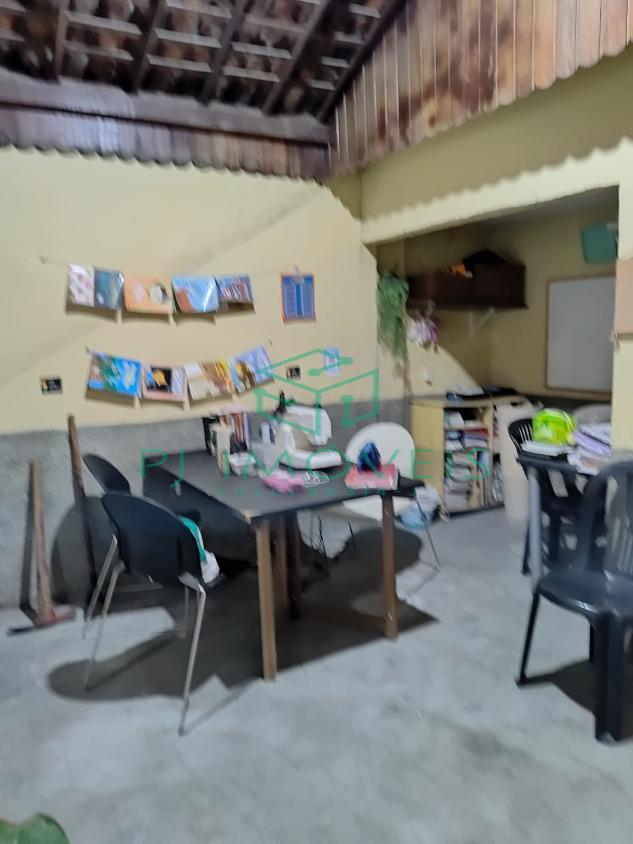 Casa à venda com 2 quartos, 50m² - Foto 12