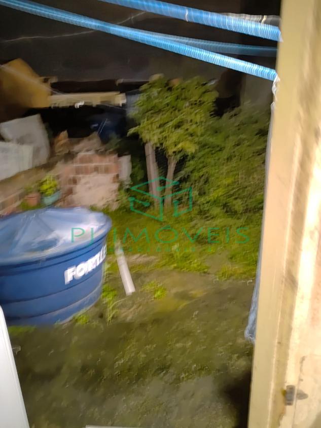 Casa à venda com 2 quartos, 50m² - Foto 13