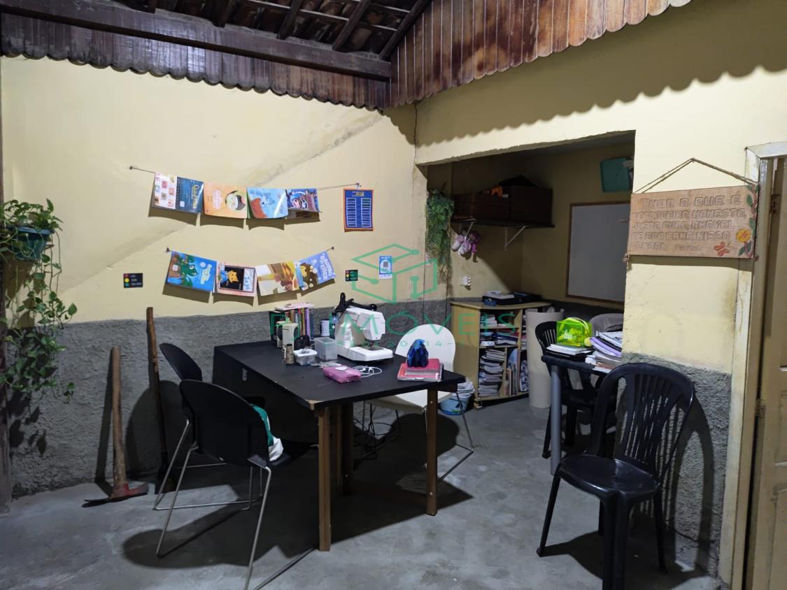 Casa à venda com 2 quartos, 50m² - Foto 10