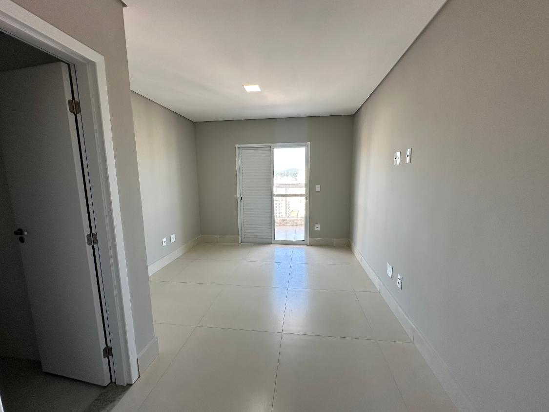 Apartamento, 4 quartos, 213 m² - Foto 12