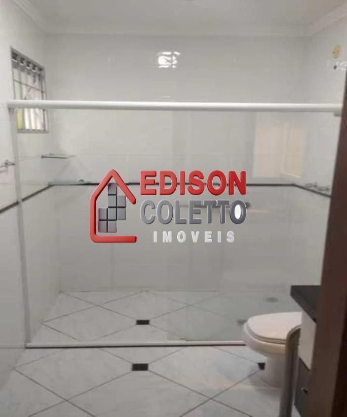 Casa para alugar com 5 quartos, 184m² - Foto 14