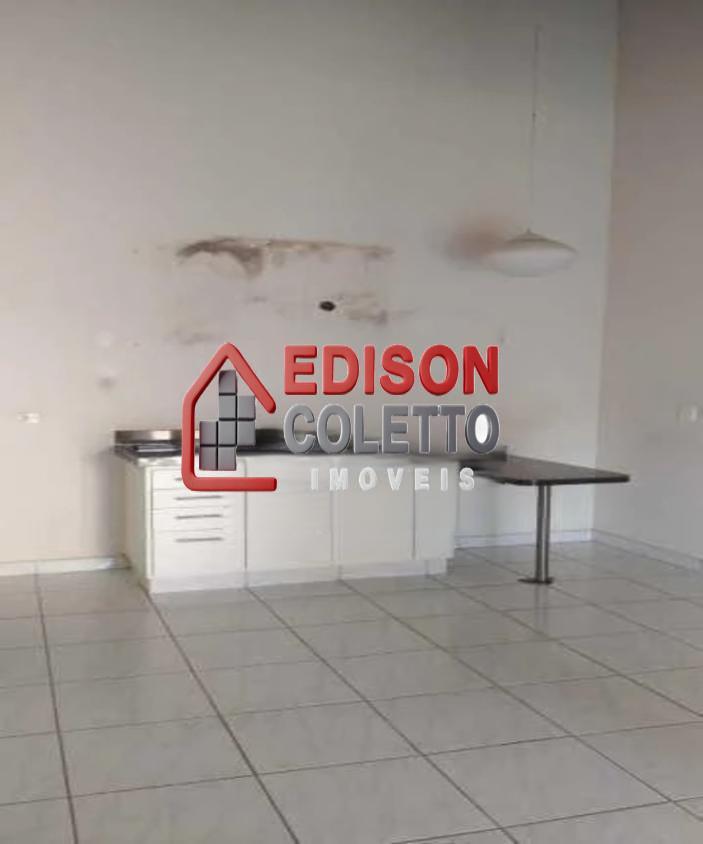 Casa para alugar com 5 quartos, 184m² - Foto 19