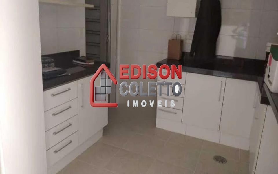 Casa para alugar com 5 quartos, 184m² - Foto 22