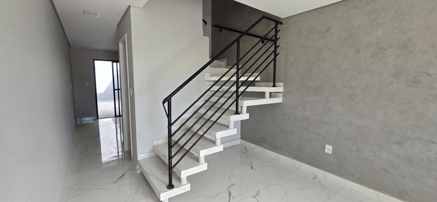 Sobrado à venda com 2 quartos, 77m² - Foto 3