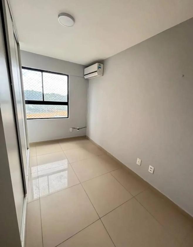 Apartamento à venda com 2 quartos, 58m² - Foto 4
