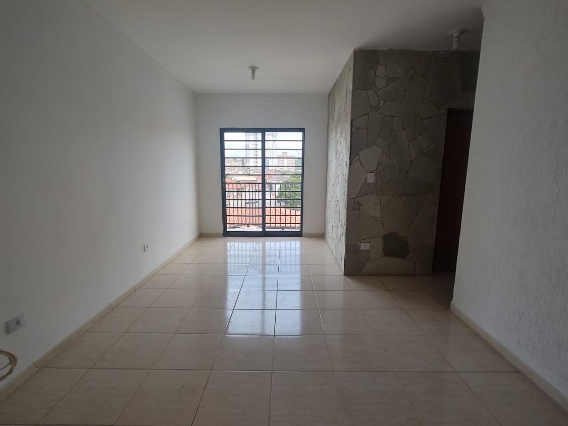 Apartamento à venda com 2 quartos, 67m² - Foto 4