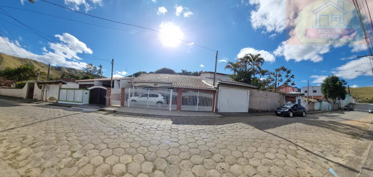 Casa à venda com 4 quartos, 160m² - Foto 1