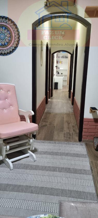 Casa à venda com 4 quartos, 160m² - Foto 4