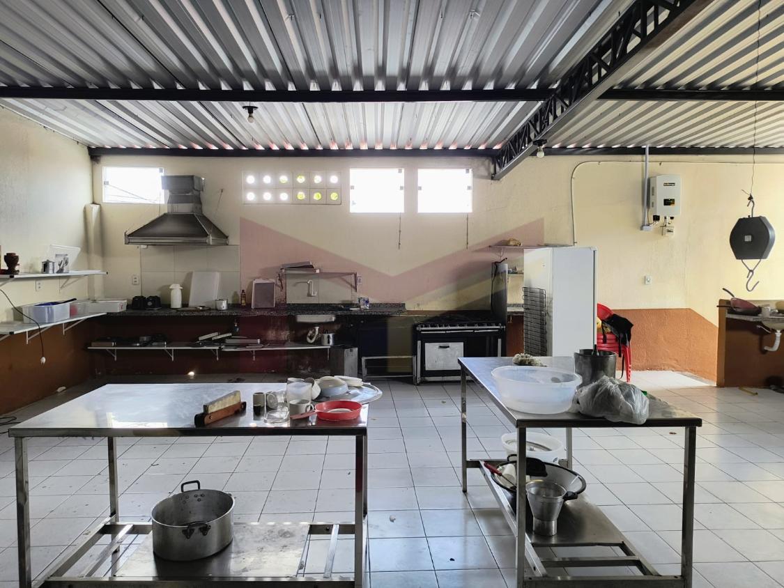 Prédio Inteiro, 300 m² - Foto 2