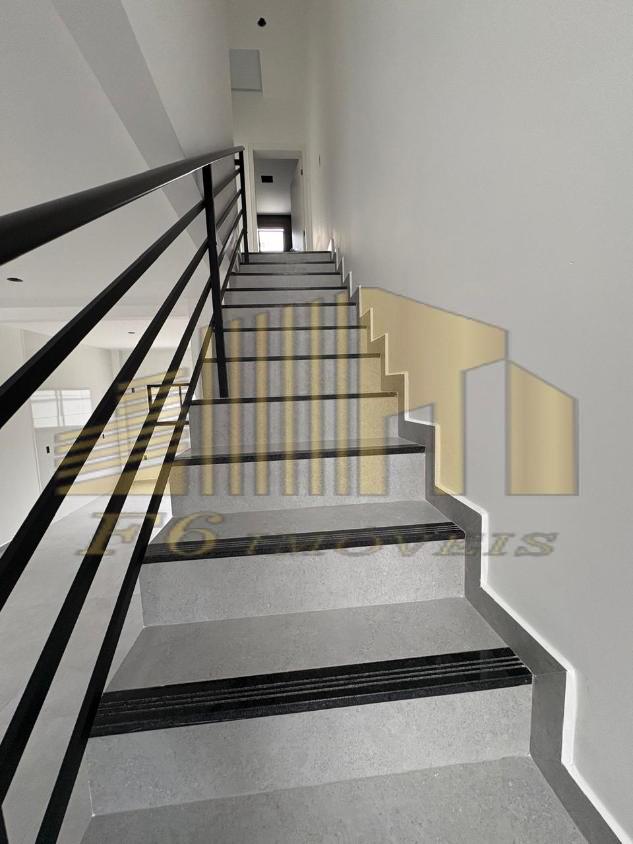 Sobrado à venda com 2 quartos, 80m² - Foto 4