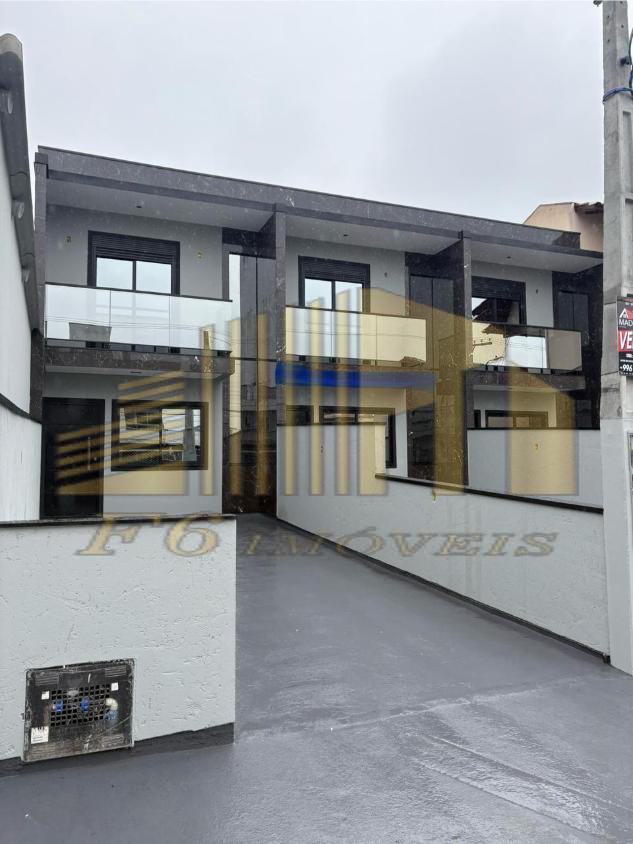 Sobrado à venda com 2 quartos, 80m² - Foto 1